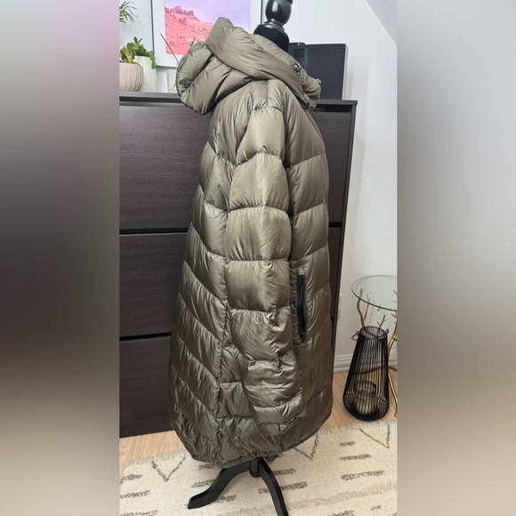 The North Face Women’s Metropolis Parka 3 Down Coat - Picture 5 of 13